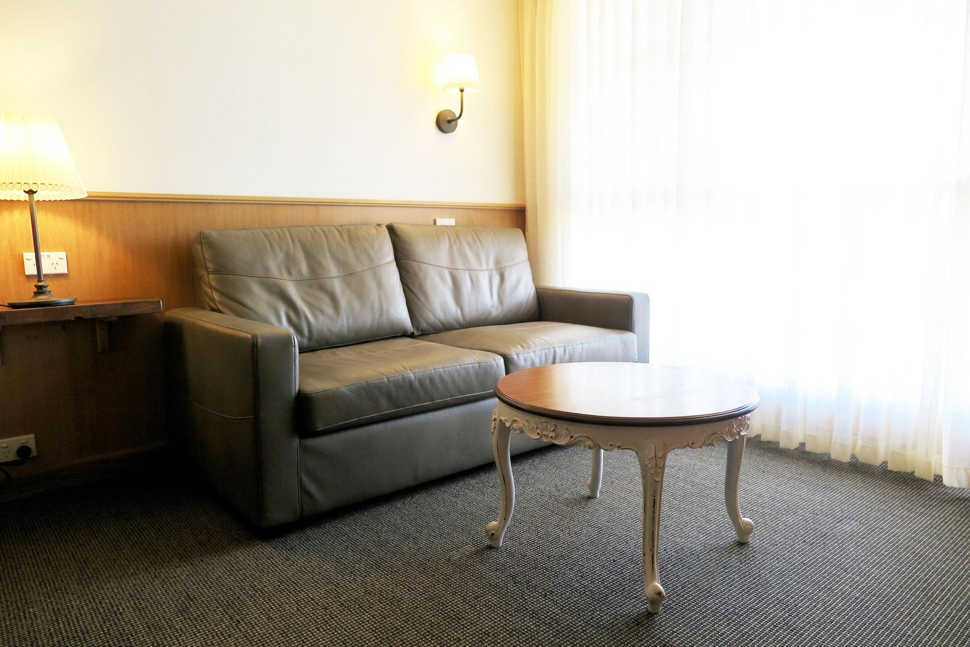 Summerhill Motor Inn (Adults Only) Merimbula Bagian luar foto