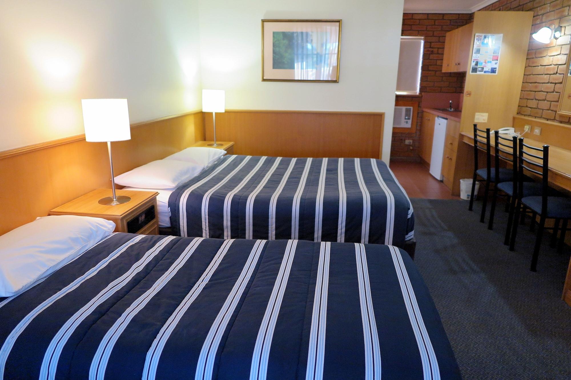 Summerhill Motor Inn (Adults Only) Merimbula Bagian luar foto