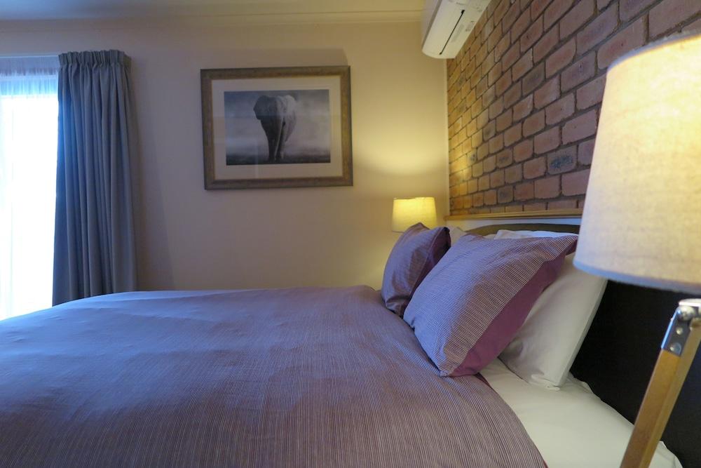 Summerhill Motor Inn (Adults Only) Merimbula Bagian luar foto