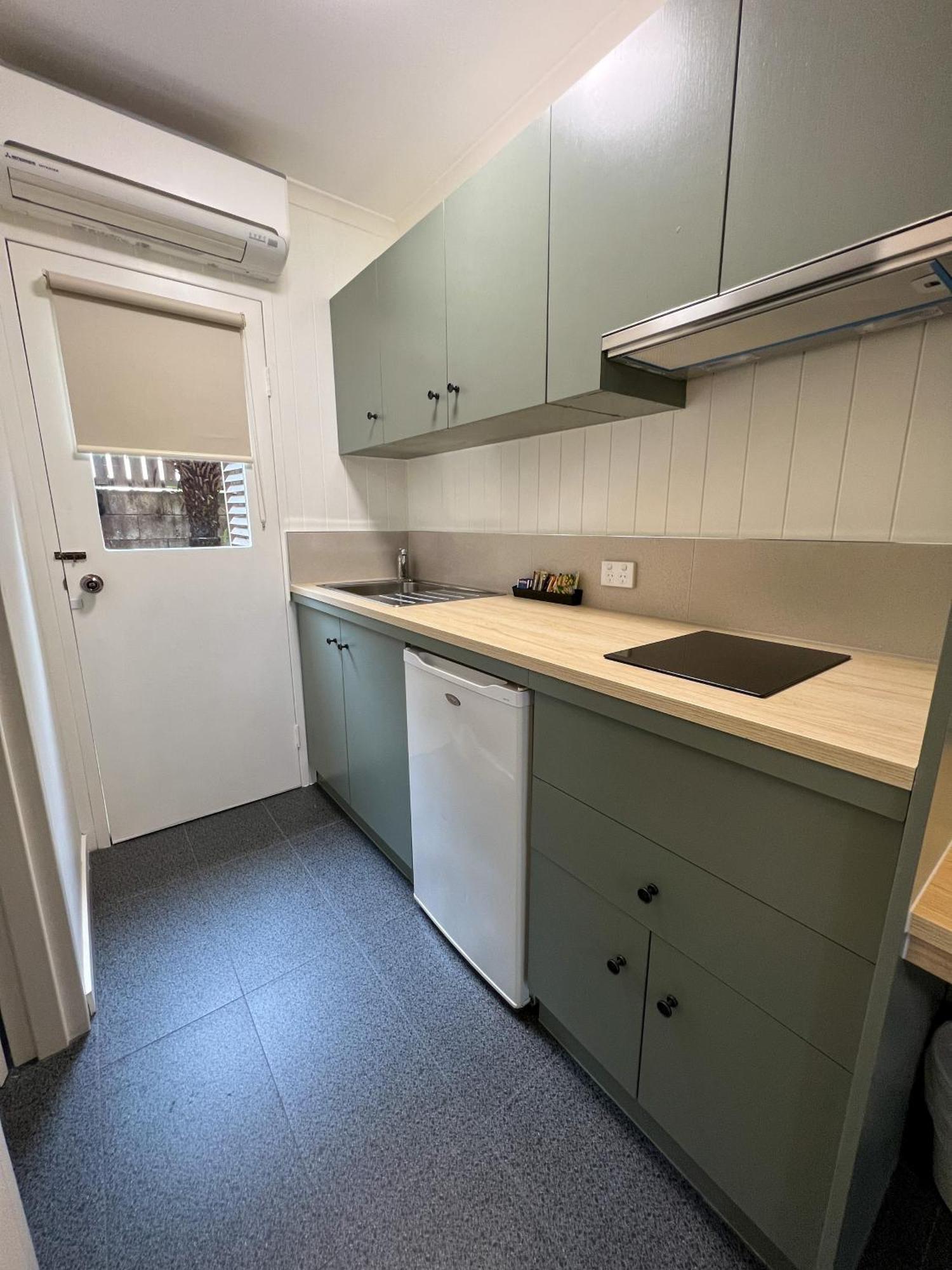 Summerhill Motor Inn (Adults Only) Merimbula Bagian luar foto