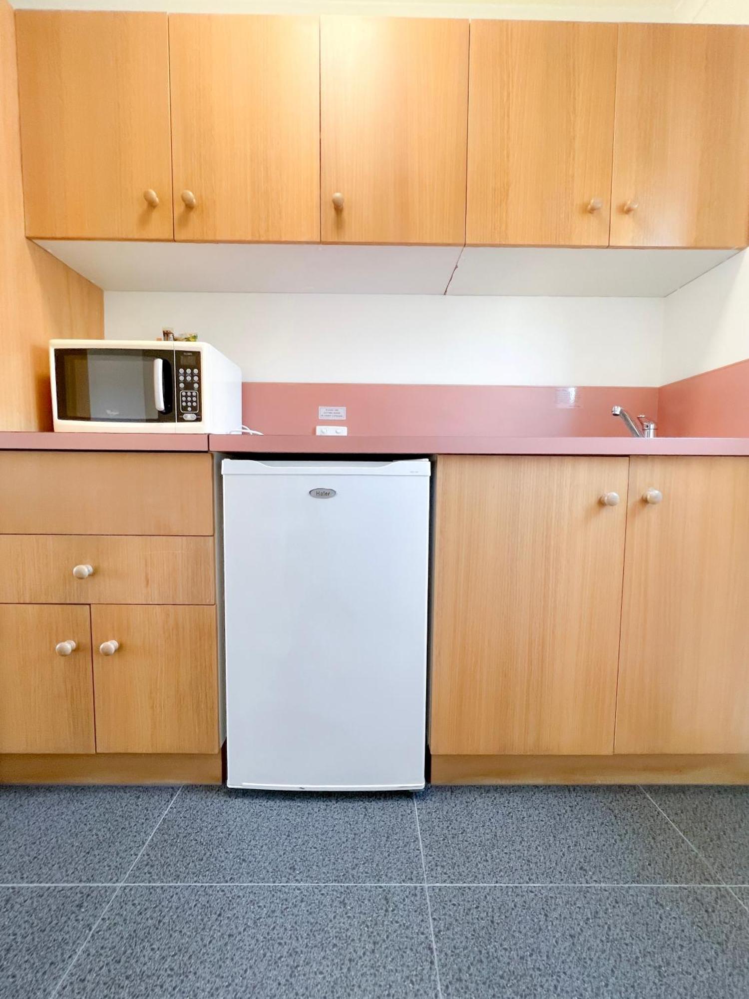 Summerhill Motor Inn (Adults Only) Merimbula Bagian luar foto
